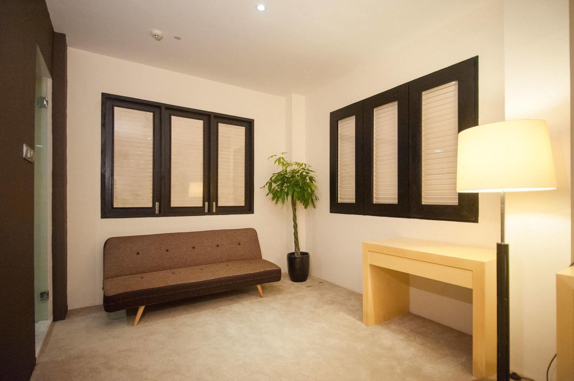 Raintr33 Hotel สิงคโปร์ ภายนอก รูปภาพ