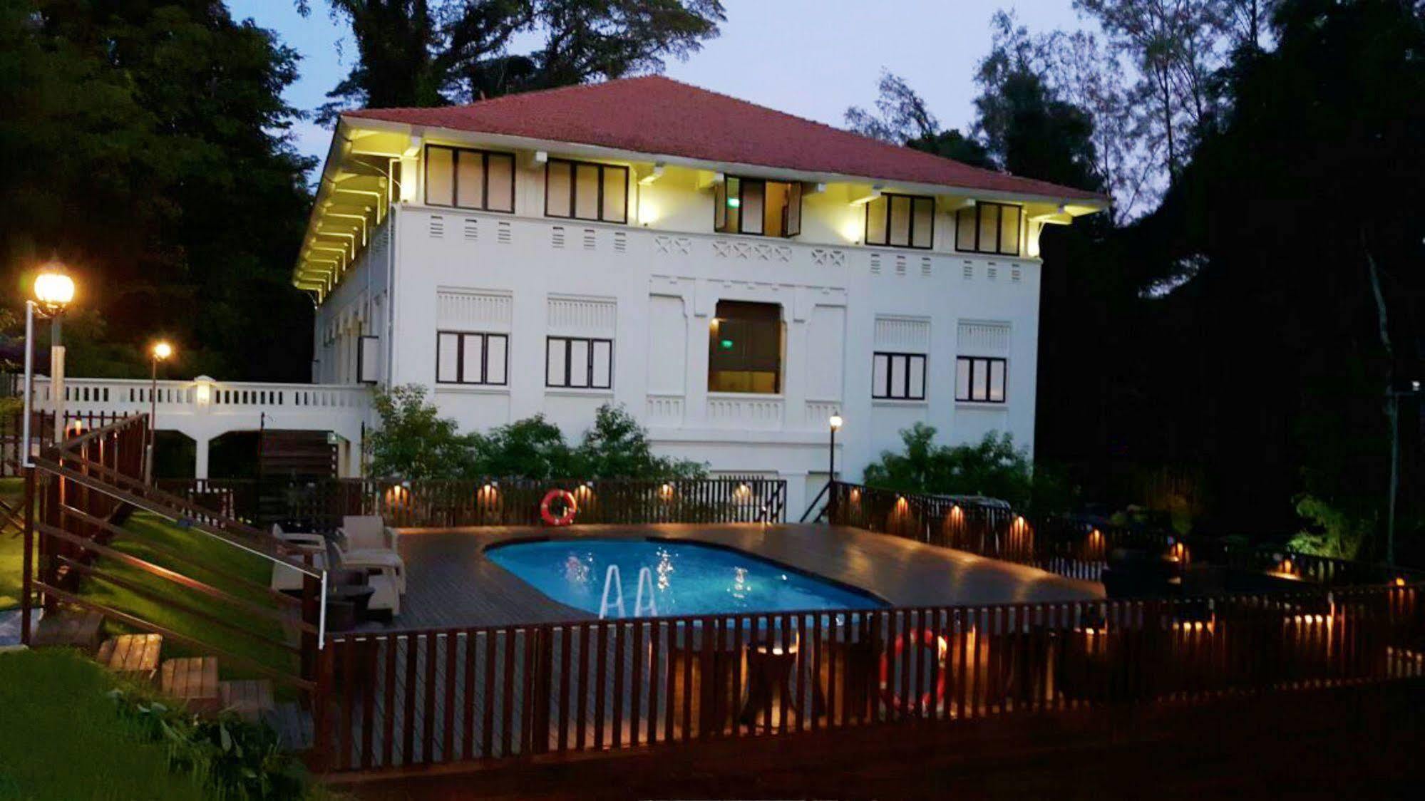Raintr33 Hotel สิงคโปร์ ภายนอก รูปภาพ